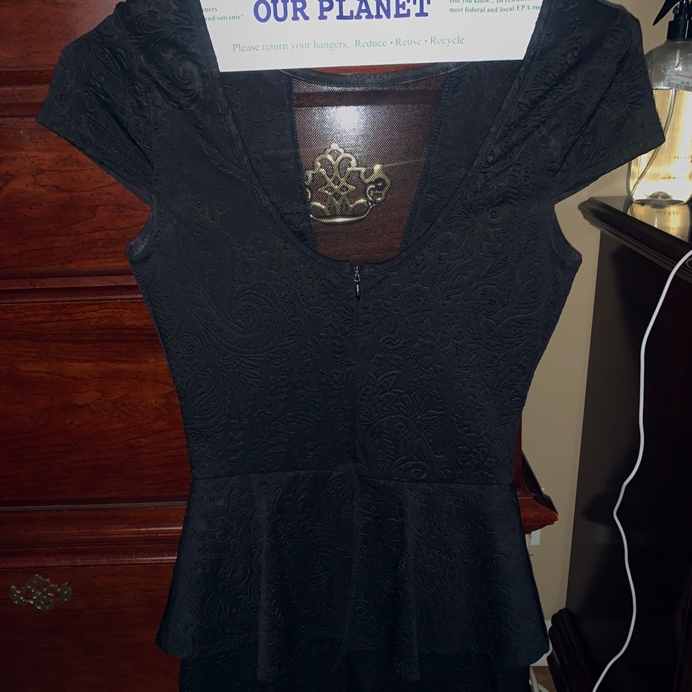 Dress - Picture 3 of 5